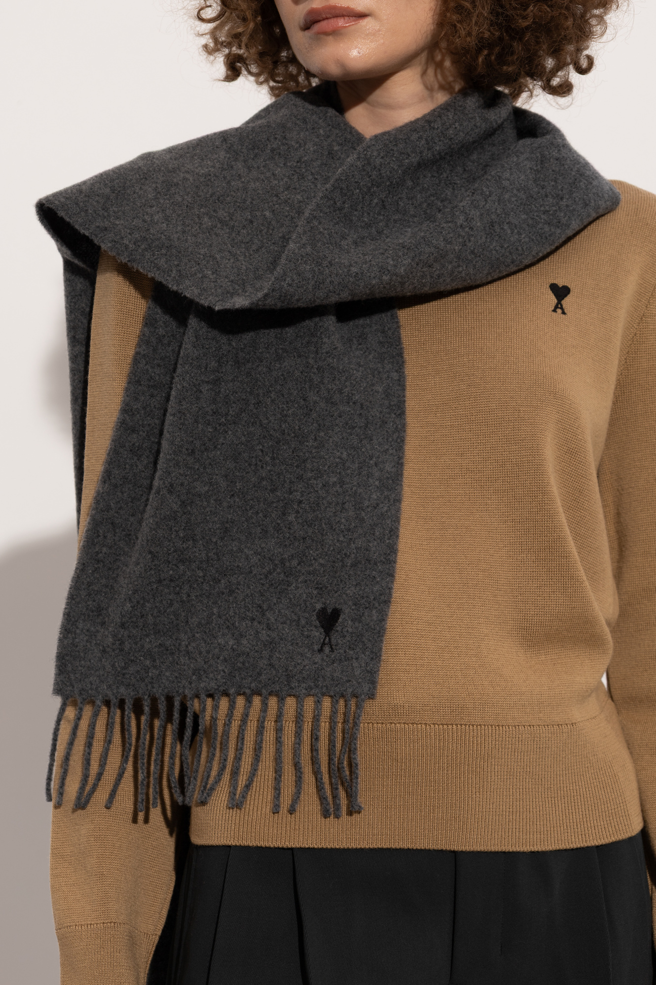 【送料&関税込】Ami Alexandre Mattiussi Wool And Cashmere Co Ami Alexandre Mattiussi Wool scarf with logo | Men's